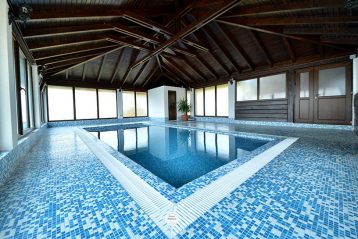 Piscina Acoperita - 1